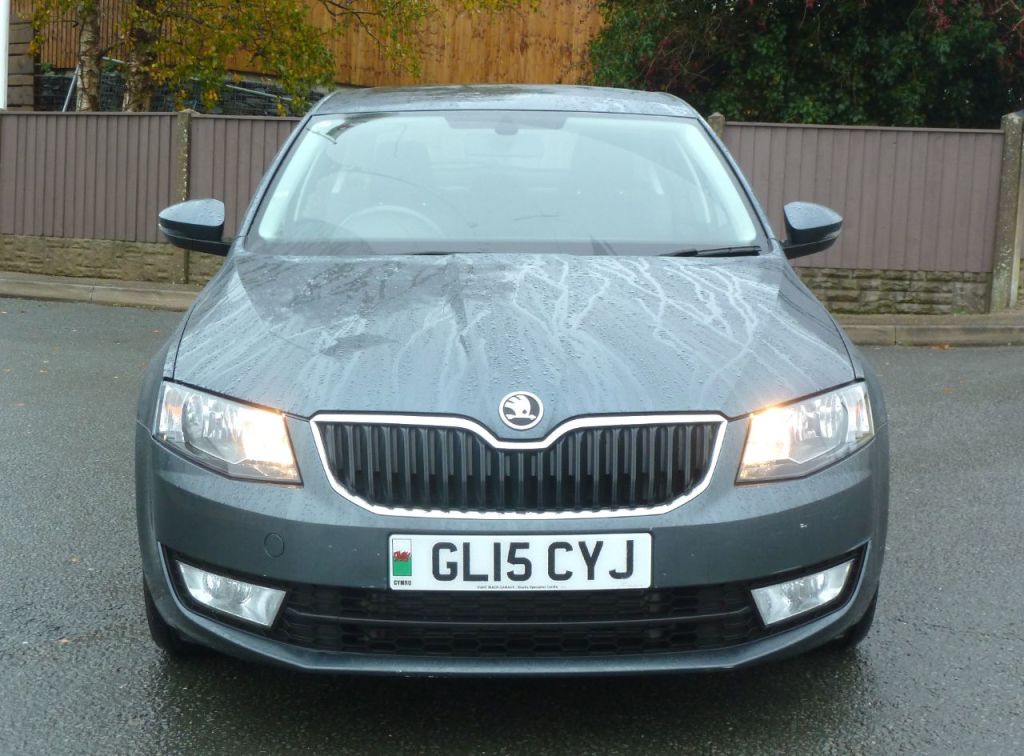 Used Skoda Octavia 2015 for sale - 76469355: Photo 3