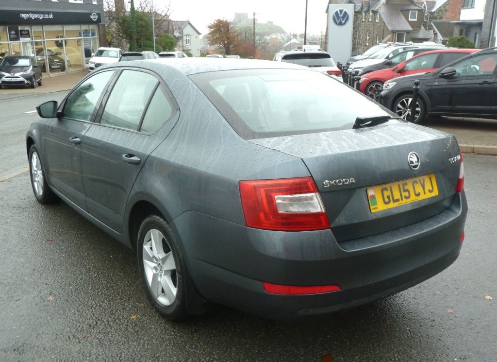 Used Skoda Octavia 2015 for sale - 76469355: Photo 6
