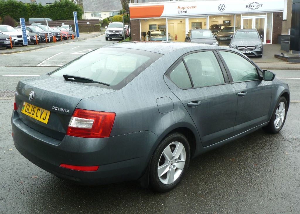 Used Skoda Octavia 2015 for sale - 76469355: Photo 8