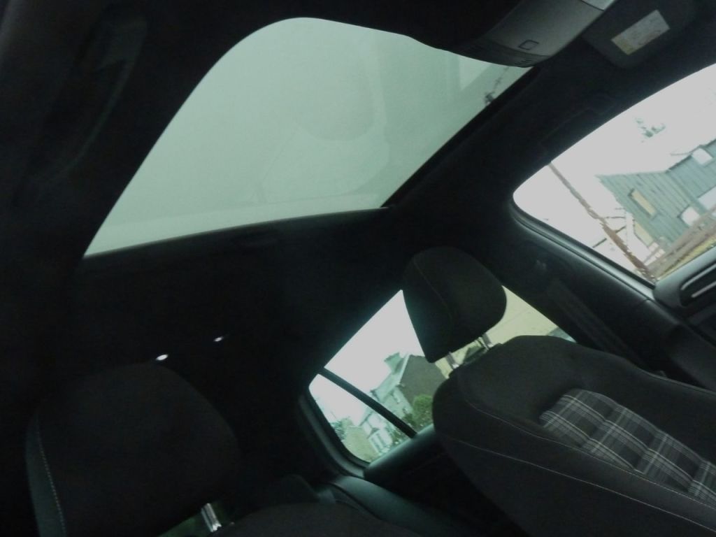 Used Volkswagen Golf 2016 for sale - 76985485: Photo 23