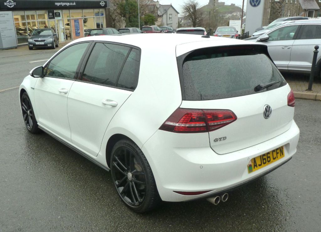 Used Volkswagen Golf 2016 for sale - 76985485: Photo 6