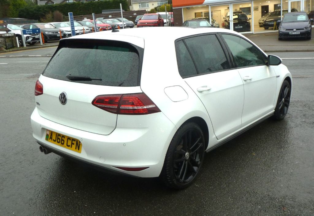 Used Volkswagen Golf 2016 for sale - 76985485: Photo 8