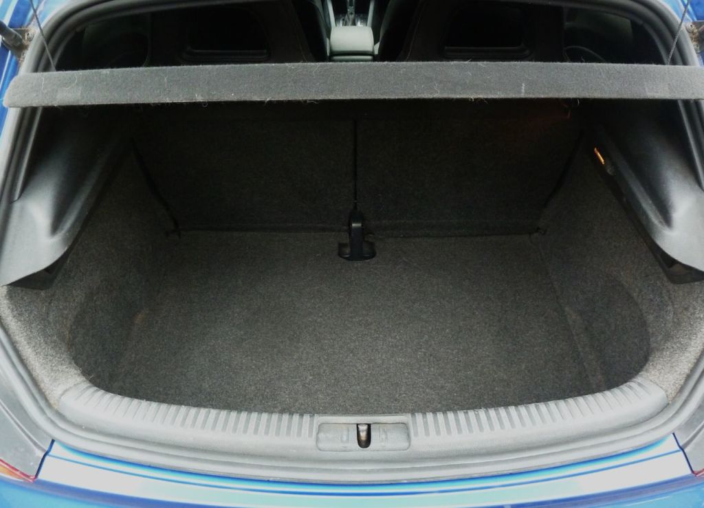 Used Volkswagen Scirocco 2015 for sale - 78029653: Photo 19