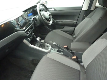 Used Volkswagen Polo 2024 for sale - 77094044: Photo