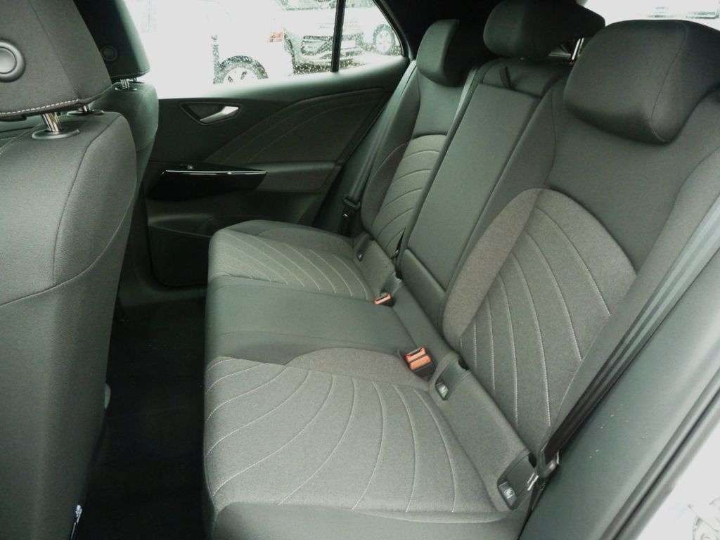 Used Volkswagen ID.3 2025 for sale - 76422182: Photo 15