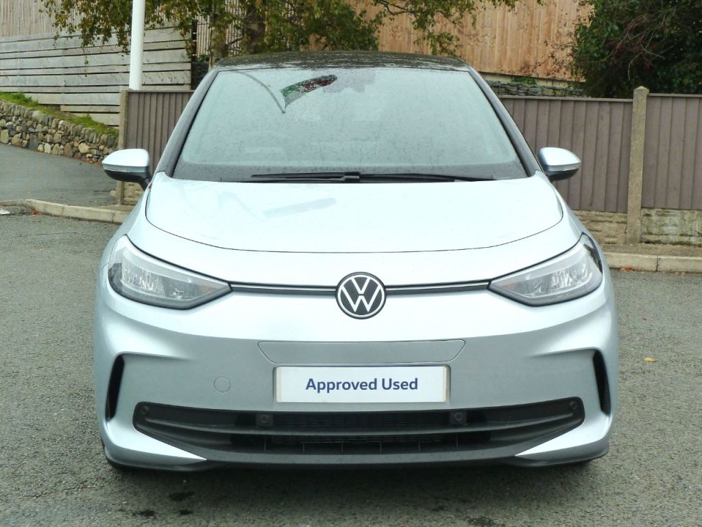 Used Volkswagen ID.3 2025 for sale - 76422182: Photo 3