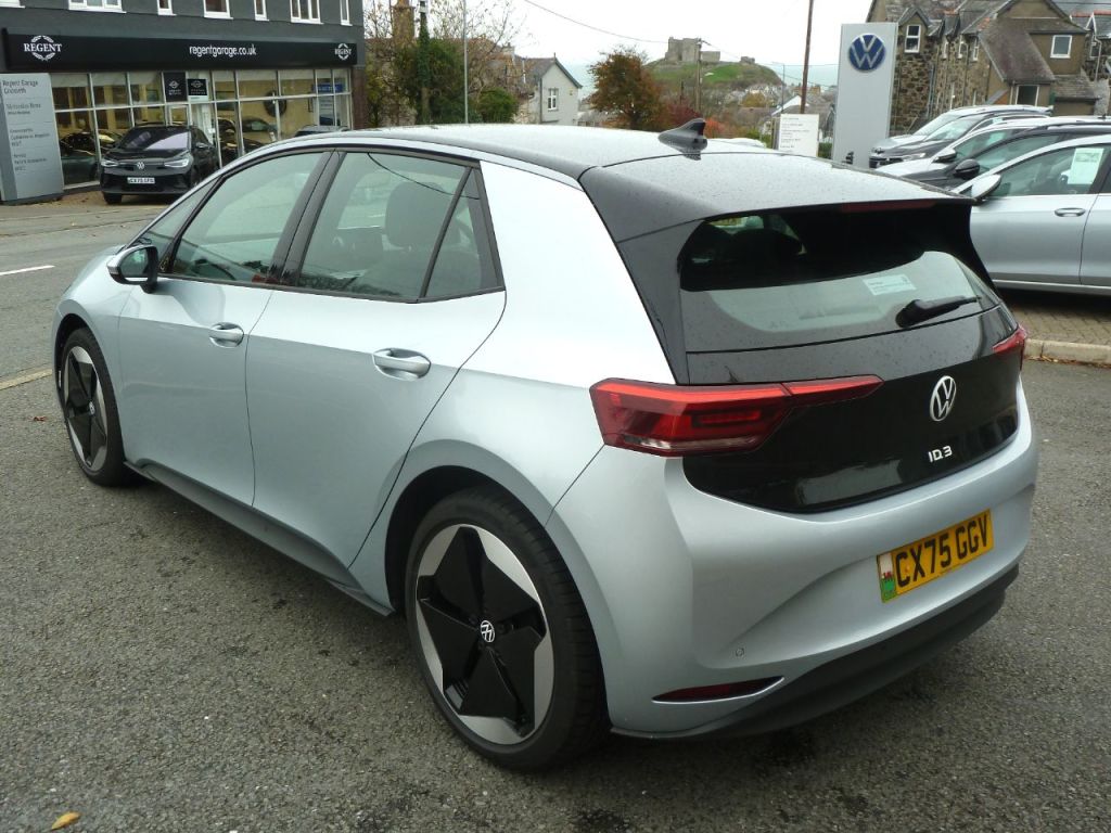 Used Volkswagen ID.3 2025 for sale - 76422182: Photo 6