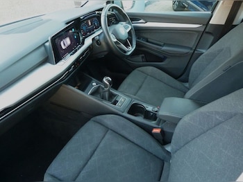 Used Volkswagen Golf 2024 for sale - 78381986: Photo