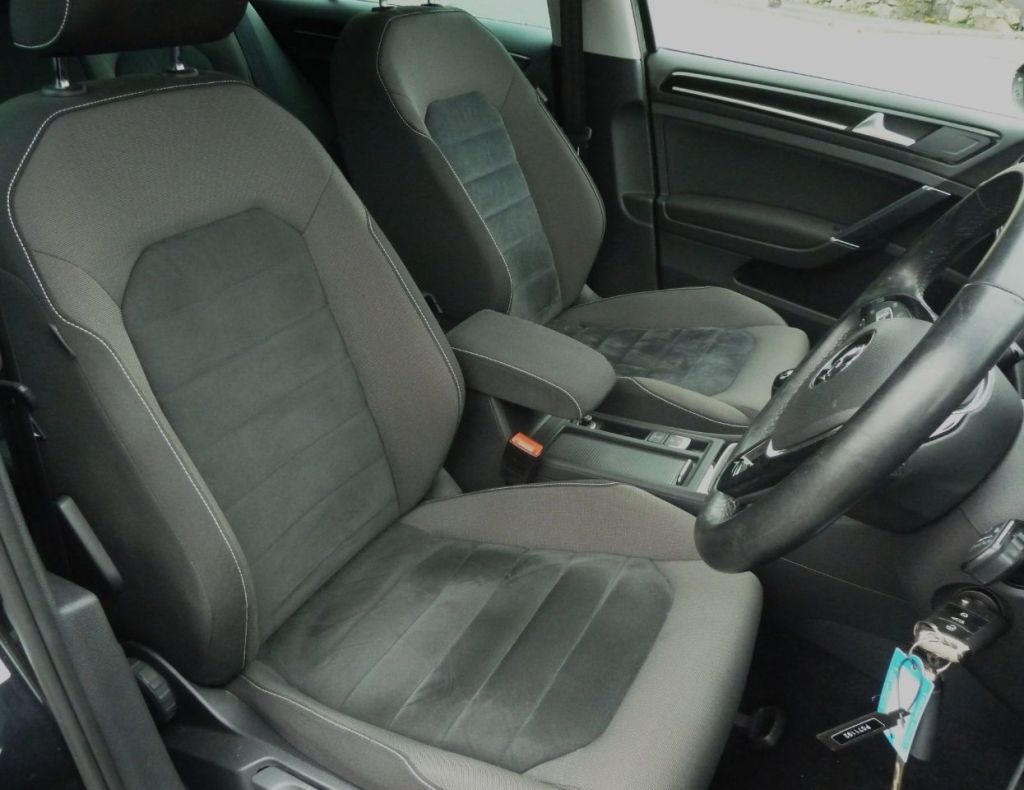 Used Volkswagen Golf 2014 for sale - 76508792: Photo 12