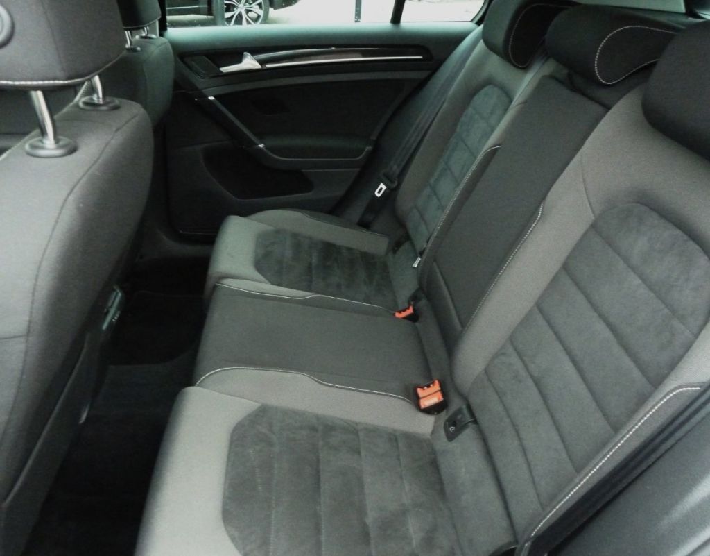 Used Volkswagen Golf 2014 for sale - 76508792: Photo 18