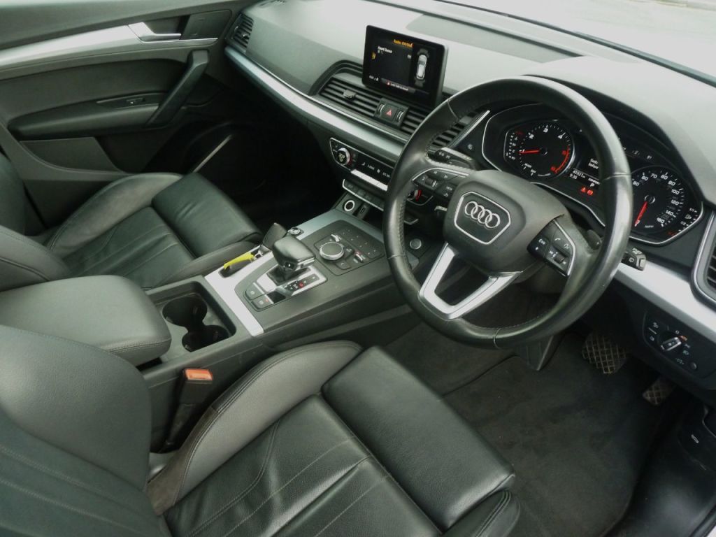 Used Audi Q5 2020 for sale - 76436443: Photo 10