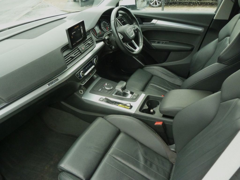 Used Audi Q5 2020 for sale - 76436443: Photo 2