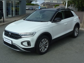 Used Volkswagen T-Roc 2025 for sale - 75689605: Photo
