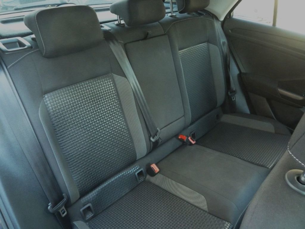 Used Volkswagen T-Roc 2021 for sale - 76005711: Photo 16