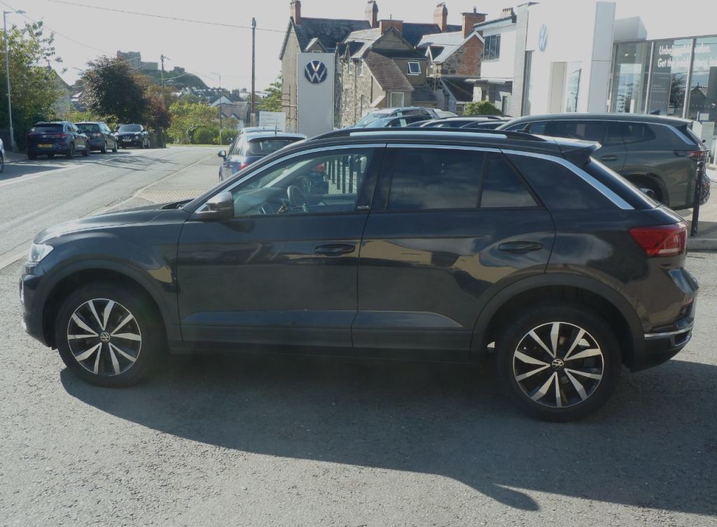 Used Volkswagen T-Roc 2021 for sale - 76005711: Photo 5