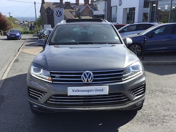 Used Volkswagen Touareg 2016 for sale - 78425486: Photo