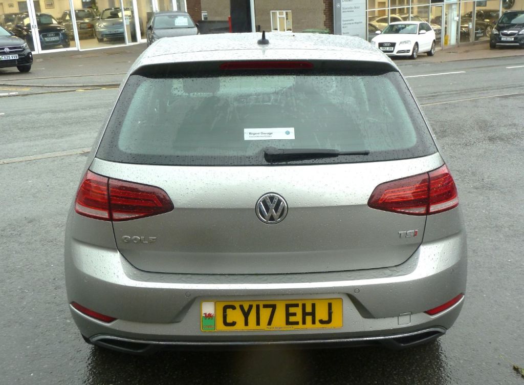 Used Volkswagen Golf 2017 for sale - 76162563: Photo 7