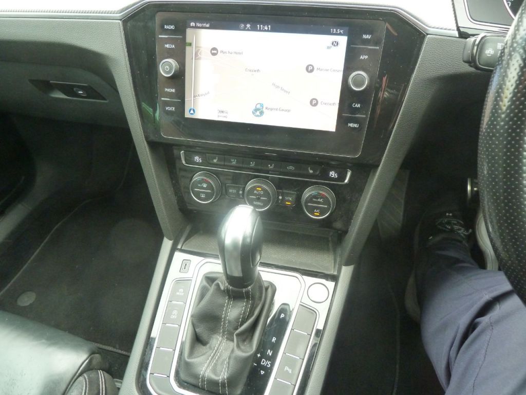 Used Volkswagen Passat 2020 for sale - 76235215: Photo 12