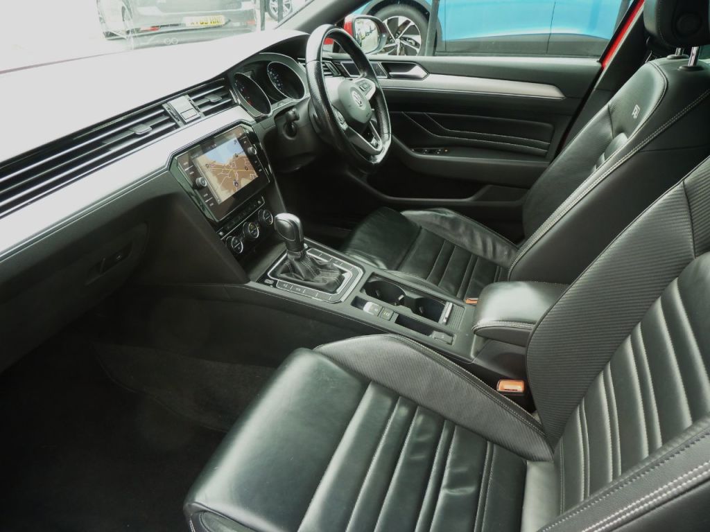 Used Volkswagen Passat 2020 for sale - 76235215: Photo 2