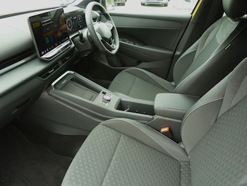 Used Volkswagen T-Roc 2026 for sale - 79572813: Photo