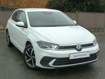 Used Volkswagen Polo 2024 for sale - 76558346: Photo