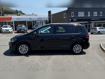 Used Volkswagen Touran 2016 for sale - 79166070: Photo