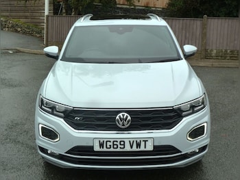 Used Volkswagen T-Roc 2019 for sale - 76132010: Photo
