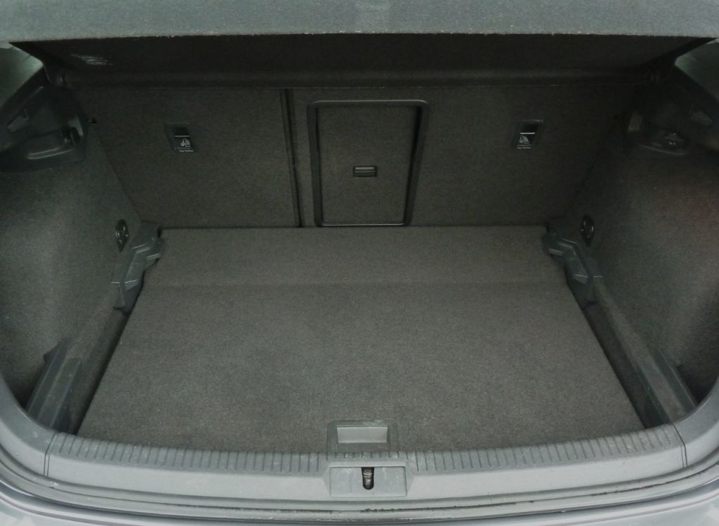 Used Volkswagen Golf 2018 for sale - 77607982: Photo 21