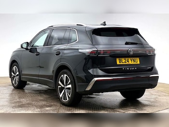 Used Volkswagen Tiguan 2024 for sale - 78828932: Photo