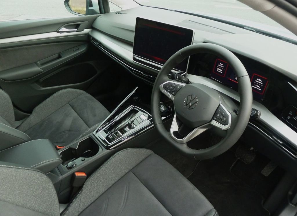 Used Volkswagen Golf 2025 for sale - 75945035: Photo 11