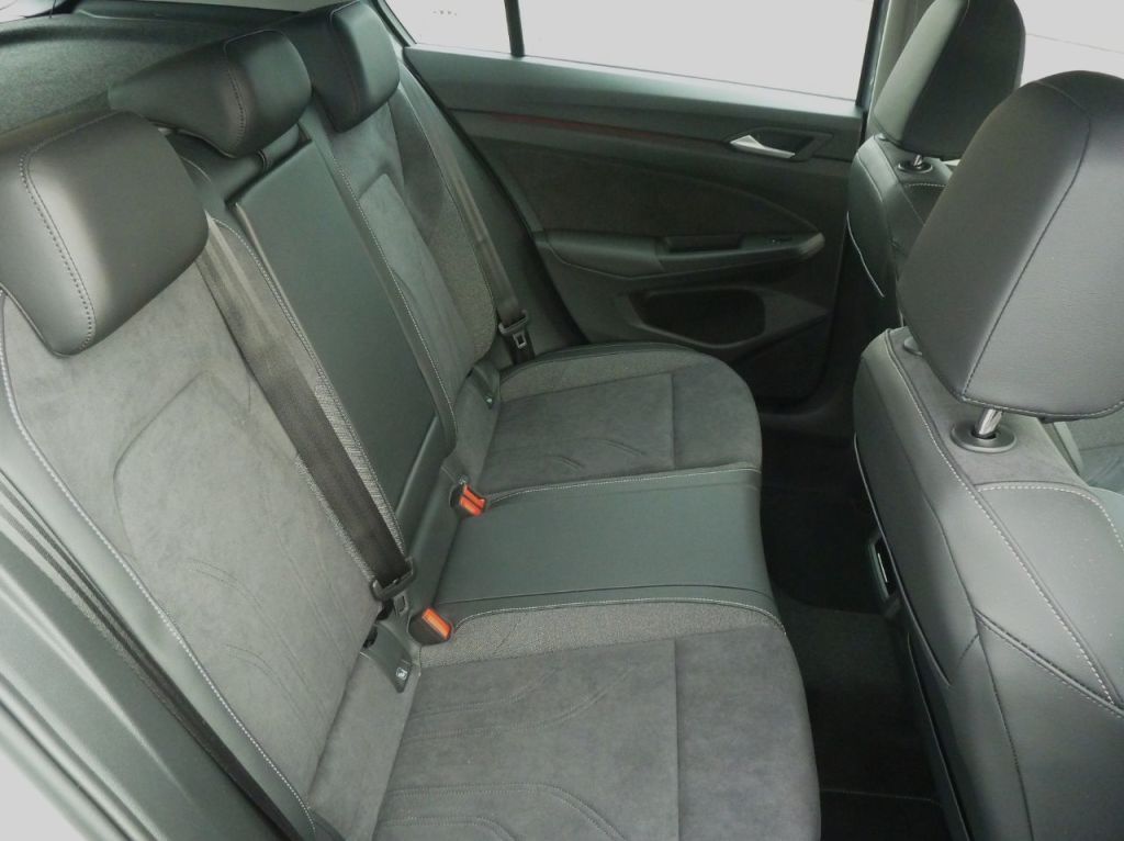 Used Volkswagen Golf 2025 for sale - 75945035: Photo 17