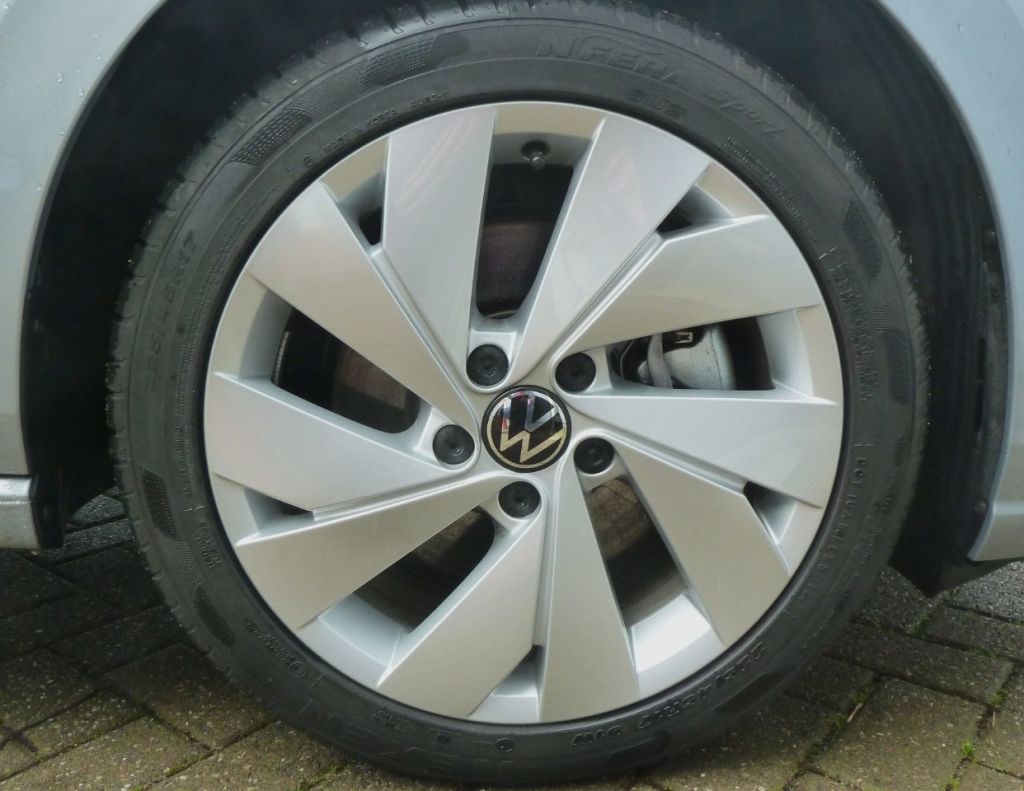 Used Volkswagen Golf 2025 for sale - 75945035: Photo 18
