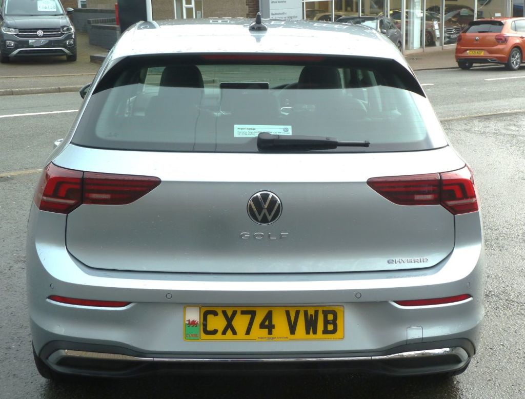 Used Volkswagen Golf 2025 for sale - 75945035: Photo 7