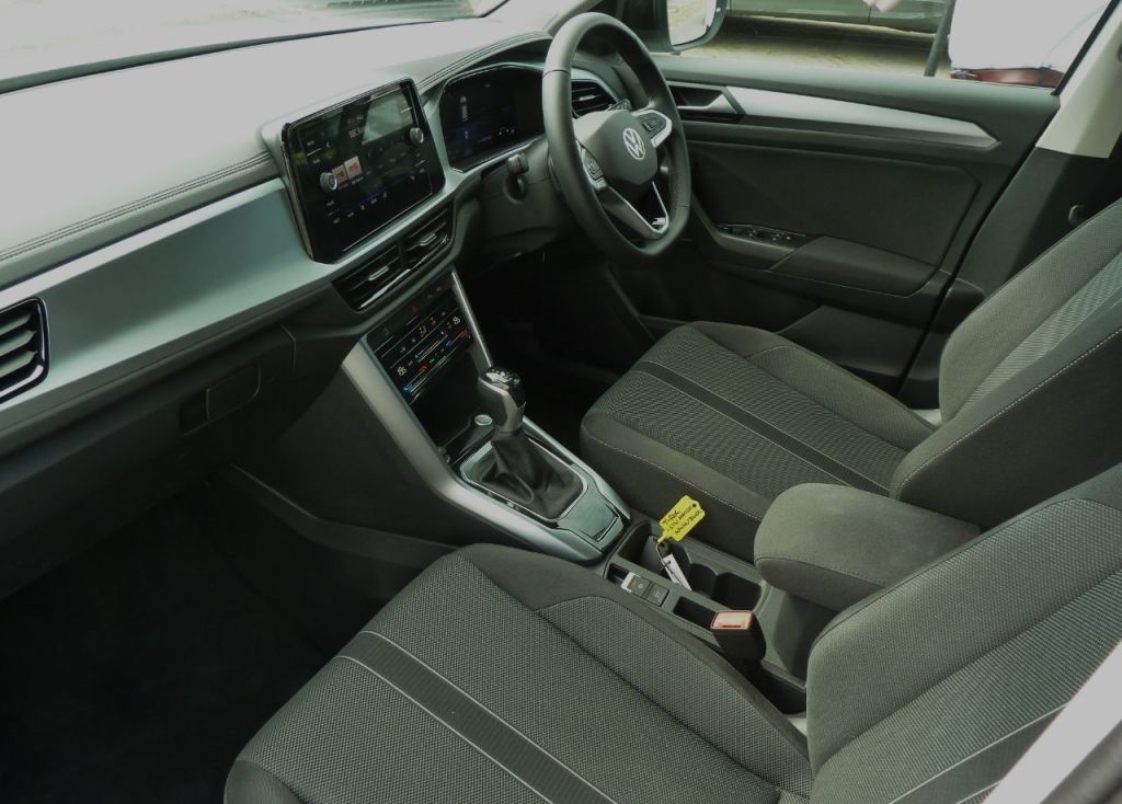 Used Volkswagen T-Roc 2025 for sale - 78167808: Photo 2