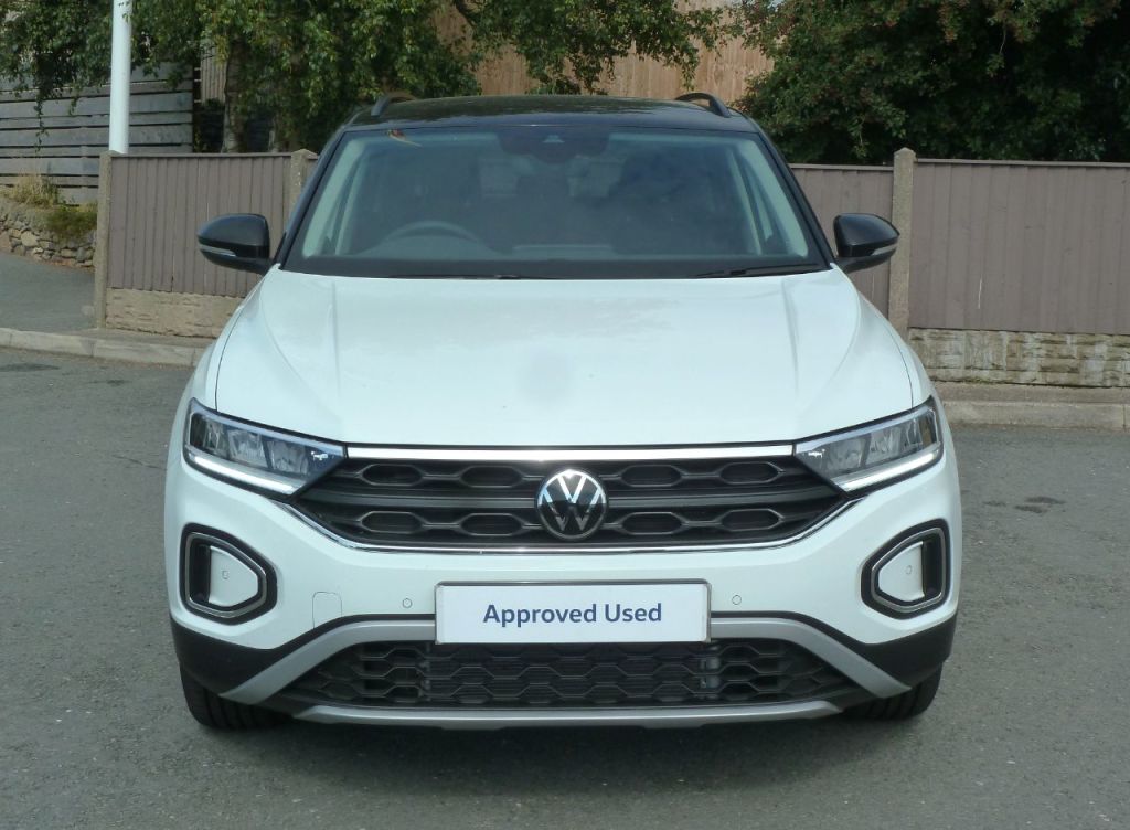 Used Volkswagen T-Roc 2025 for sale - 78167808: Photo 4