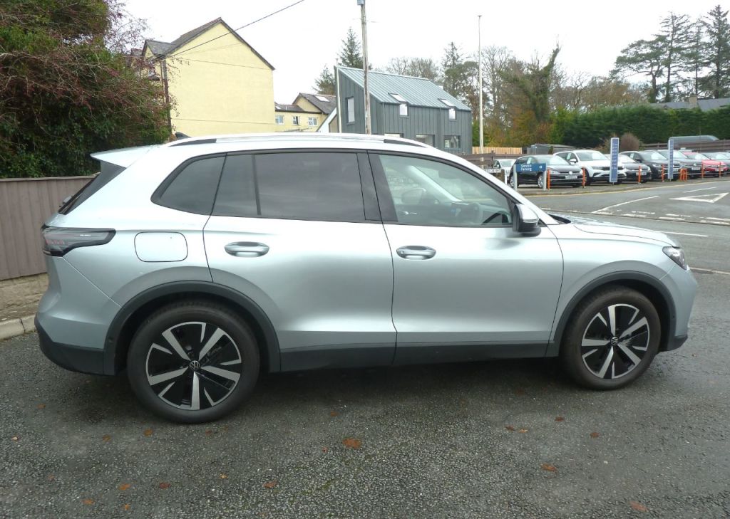 Used Volkswagen Tiguan 2025 for sale - 77666082: Photo 9