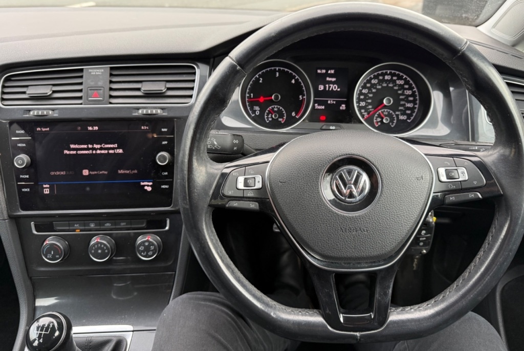 Used Volkswagen Golf 2018 for sale - 76355956: Photo 22