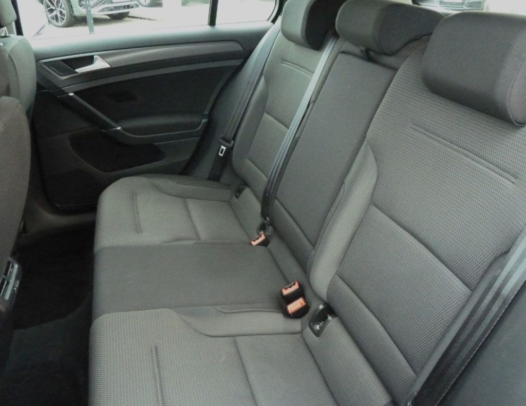 Used Volkswagen Golf 2018 for sale - 76355956: Photo 29