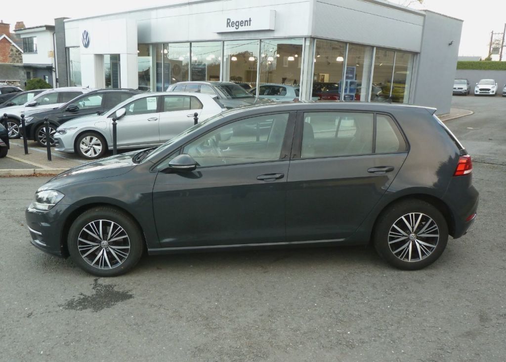 Used Volkswagen Golf 2018 for sale - 76355956: Photo 5