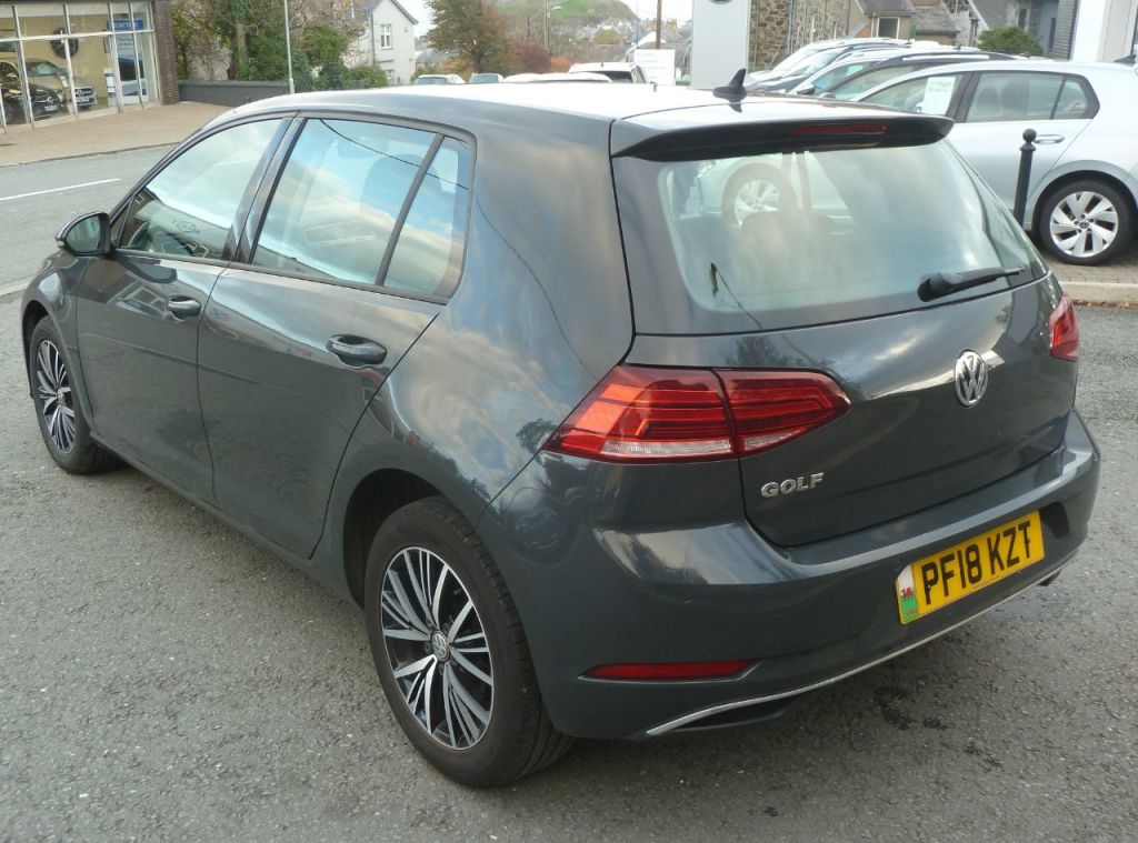 Used Volkswagen Golf 2018 for sale - 76355956: Photo 6