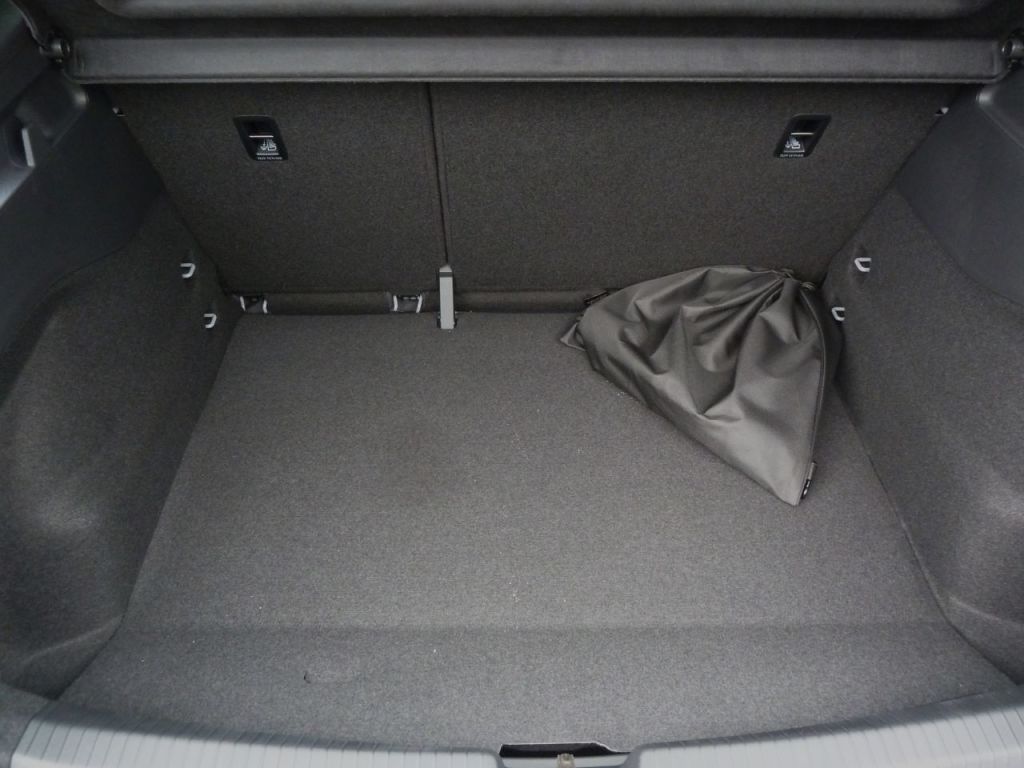 Used Volkswagen ID.3 2023 for sale - 76402264: Photo 16