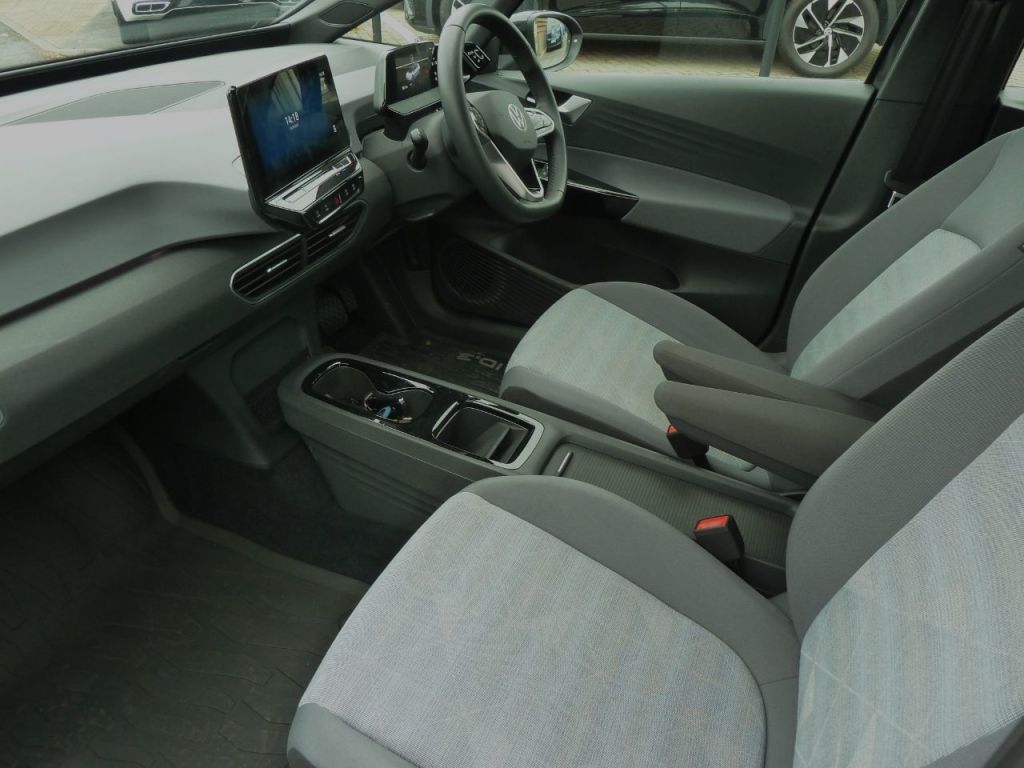 Used Volkswagen ID.3 2023 for sale - 76402264: Photo 2