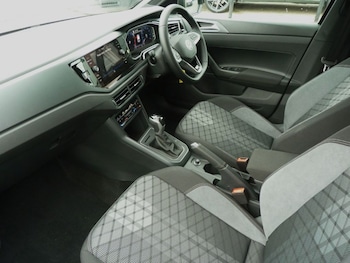 Used Volkswagen Polo 2025 for sale - 76402267: Photo