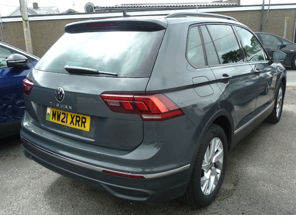 Used Volkswagen Tiguan 2021 for sale - 76184894: Photo 8
