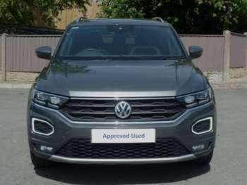Used Volkswagen T-Roc 2018 for sale - 74662251: Photo