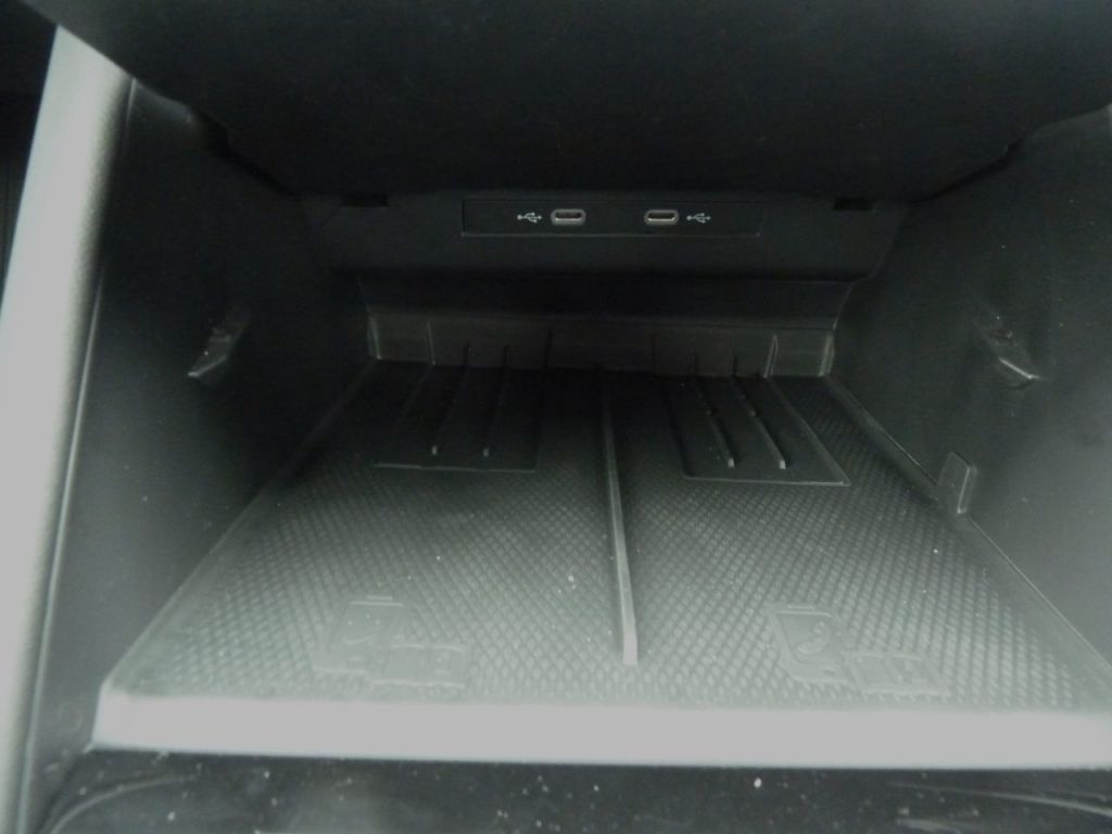Used Volkswagen Touran 2025 for sale - 76184869: Photo 24