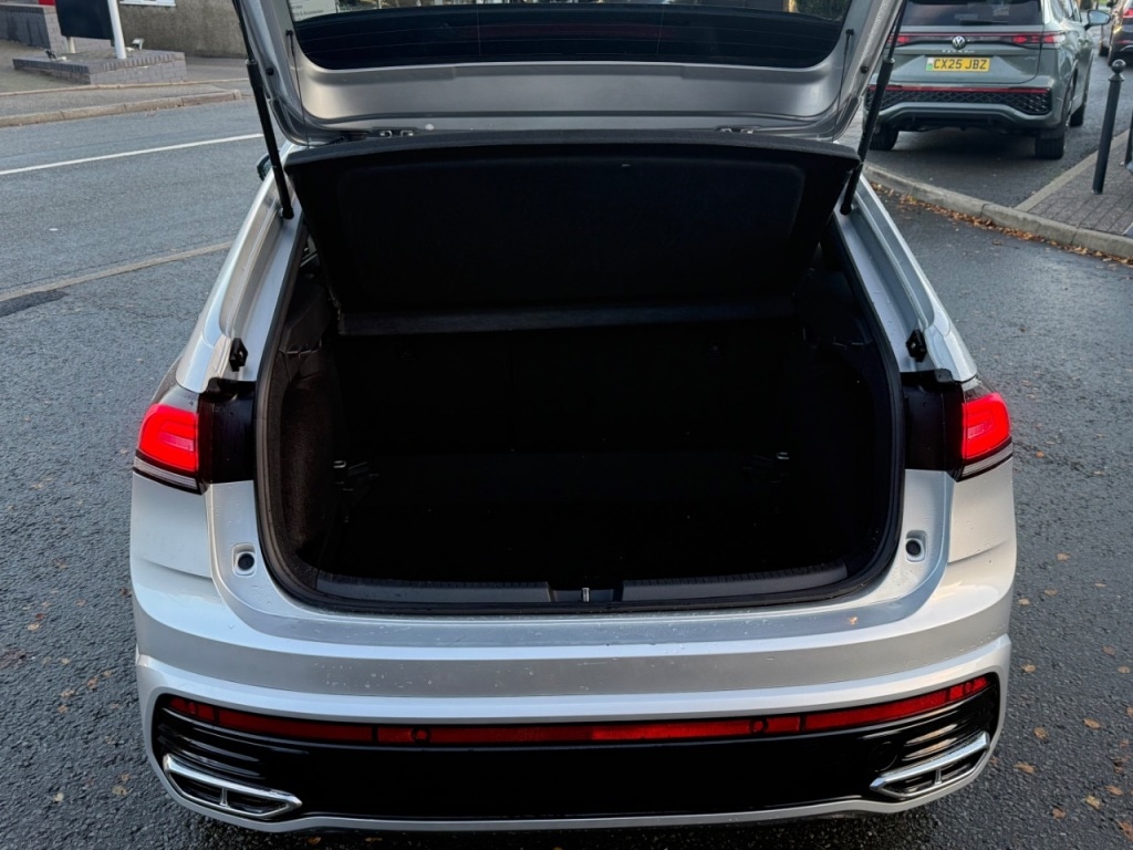 Used Volkswagen Taigo 2024 for sale - 76367140: Photo 31