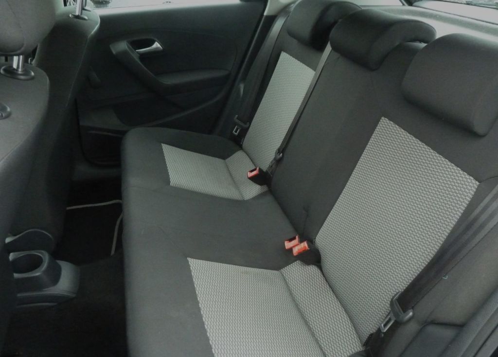 Used Volkswagen Polo 2012 for sale - 76836117: Photo 11