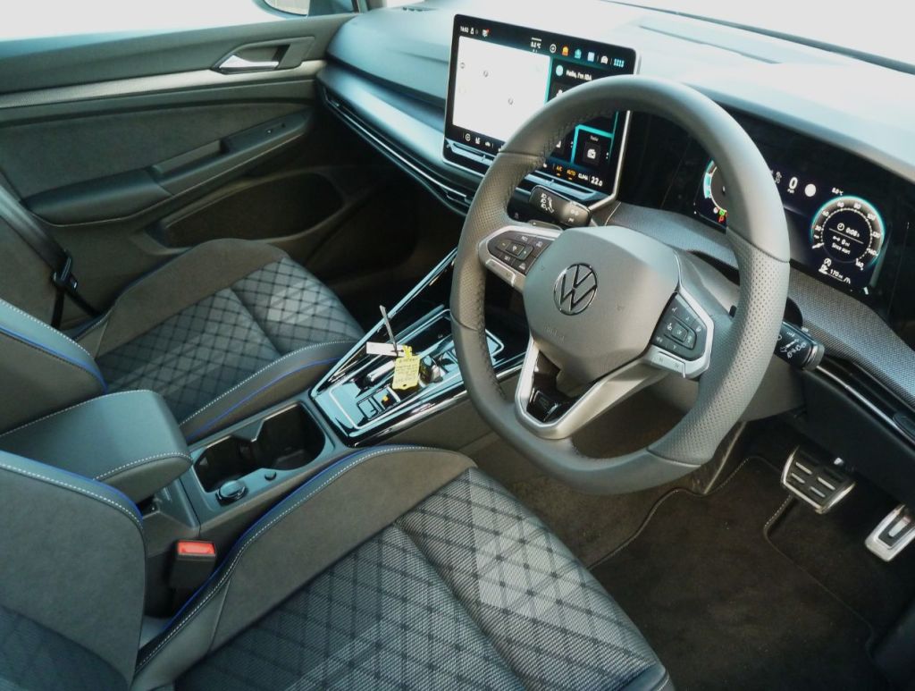 Used Volkswagen Golf 2025 for sale - 76402266: Photo 12