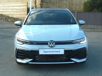 Used Volkswagen Golf 2025 for sale - 76402266: Photo